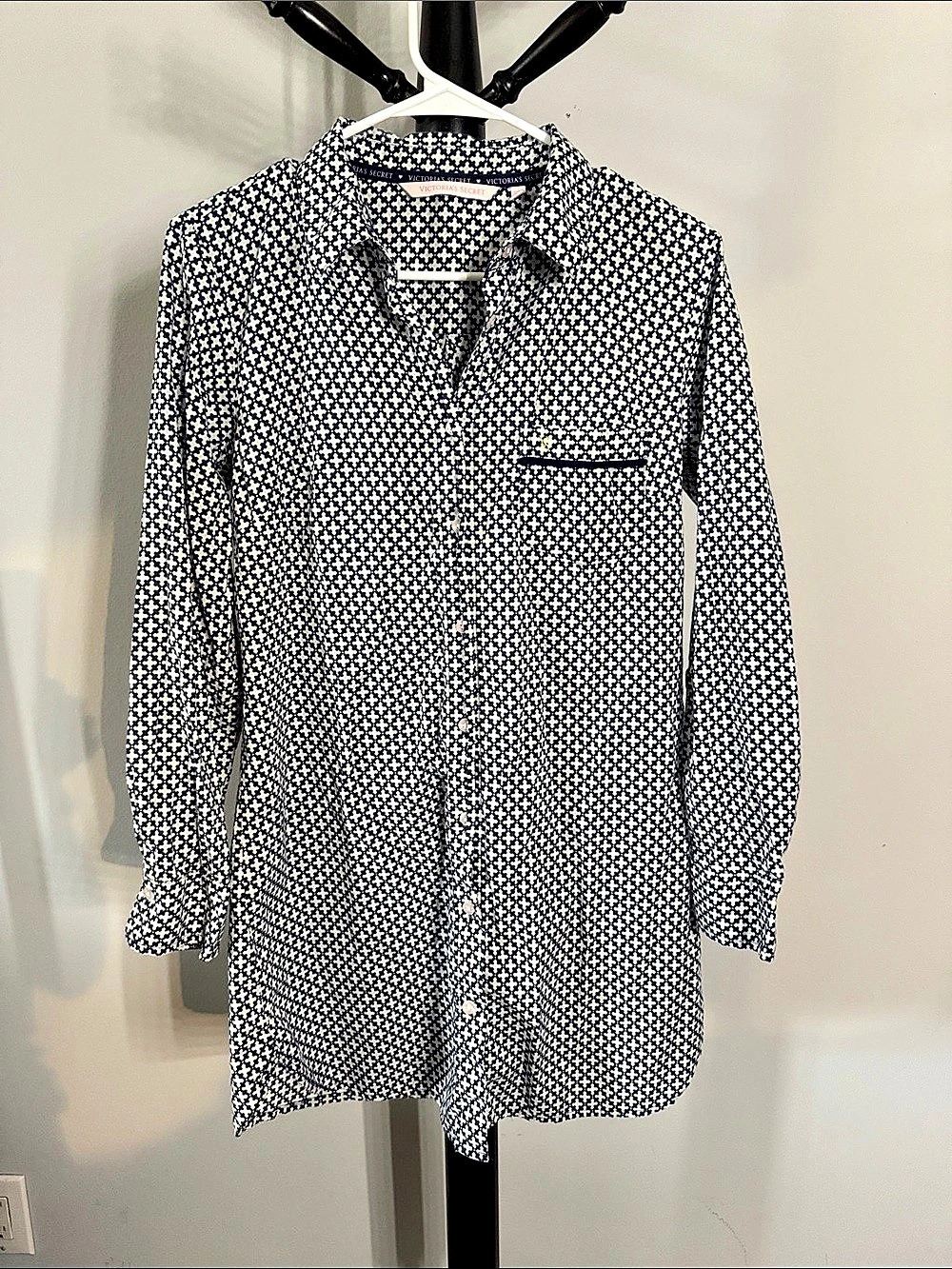 Victoria’s Secret Geometric Button Down Dress in Blue & White Size Small
